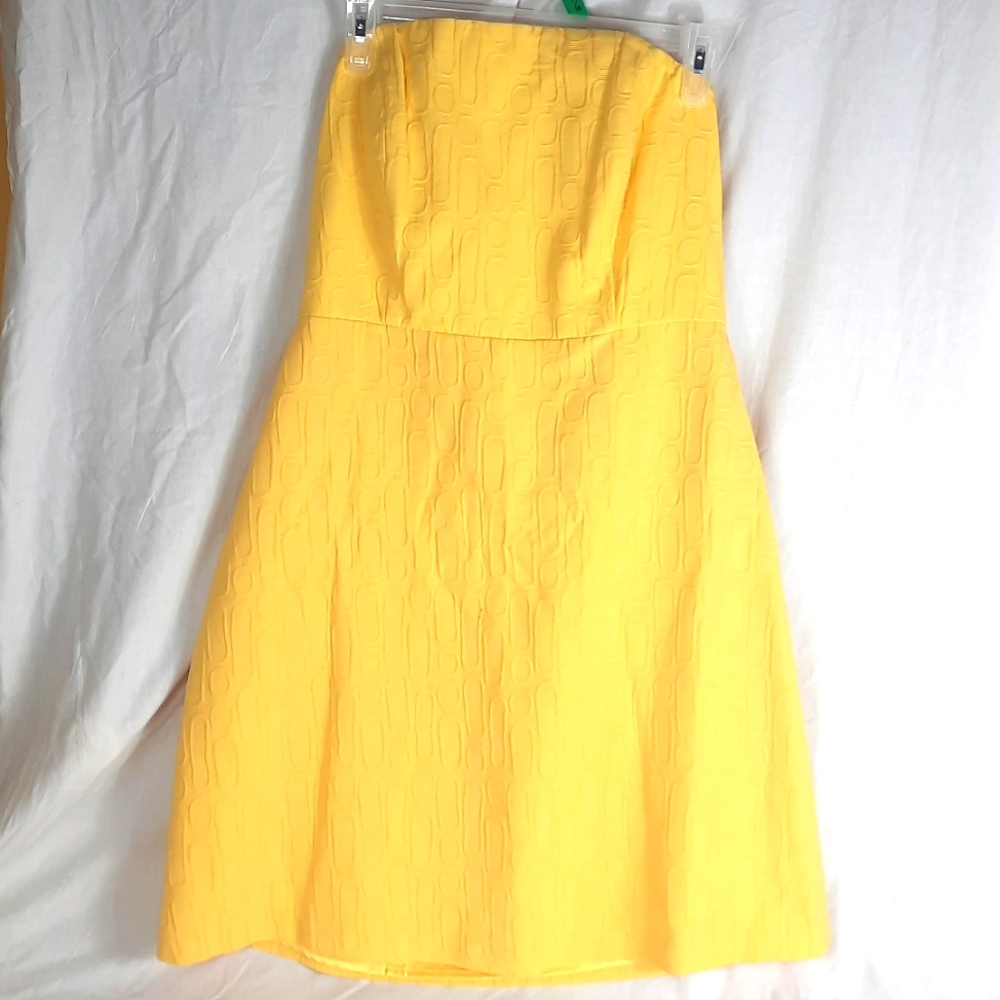 The Limited Strapless Dress Size 12 Yellow  Size Zip Textured Pattern NEW